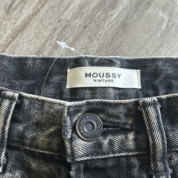 Moussy Black Denim Shorts - Picture 2 of 11